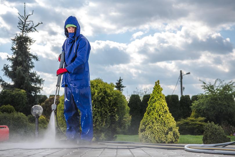 Residential pressure washing services