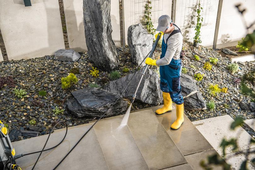 Residential pressure washing services